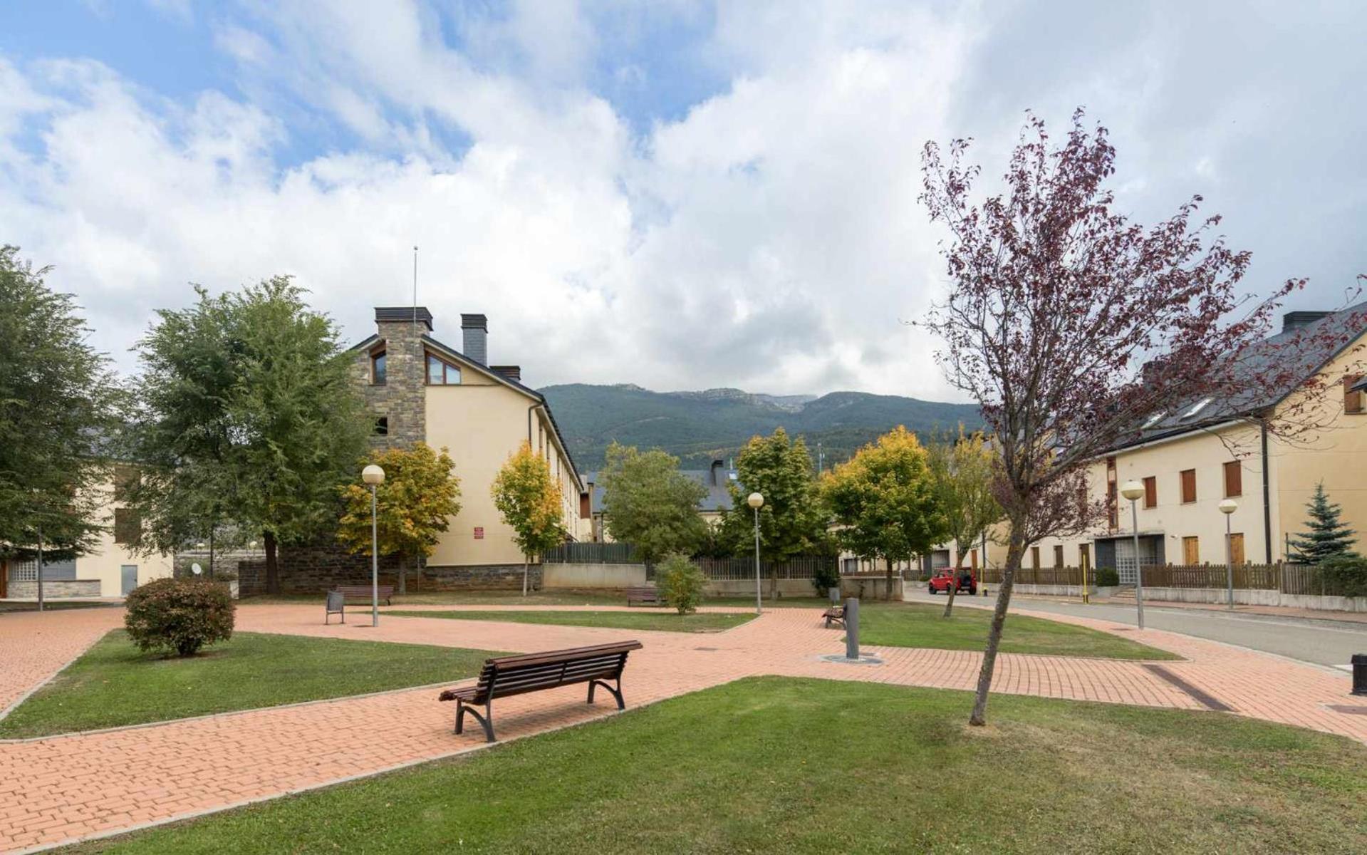 Los Manantiales De Villanua Exterior photo